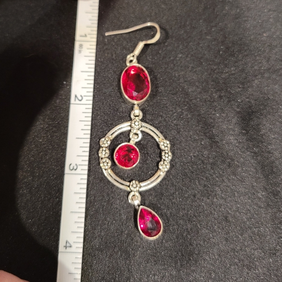 Garnet & 925 Silver Earrings - Picture 4 of 4